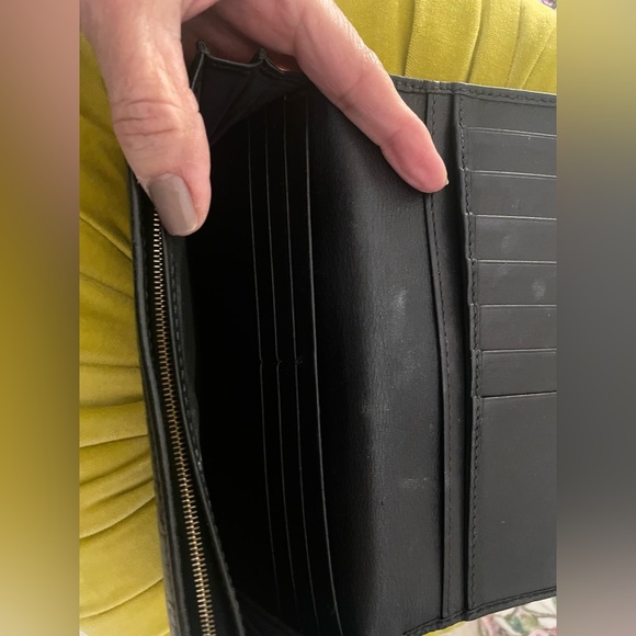 COPY - GUCCI Vintage Black Leather Wallet - Picture 4 of 8